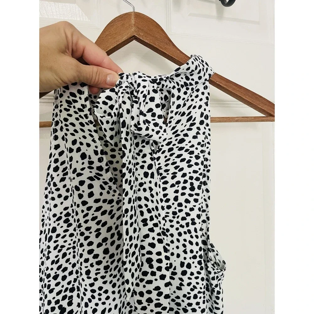 Entro‎ Black White Halter Tie Neck Sleeveless Dress Shirt. Size Small.